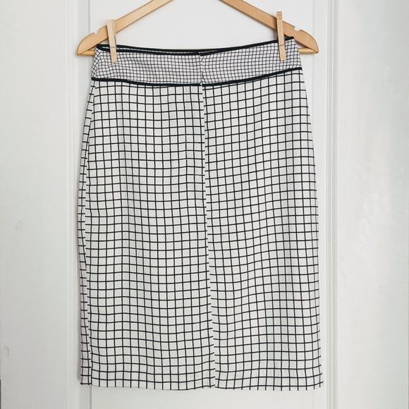 Downeast Checked Skirt Black & White - Picture 2 of 3